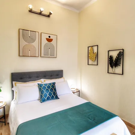 Appartamento Lovely 2 Bedroom By Yourhost *