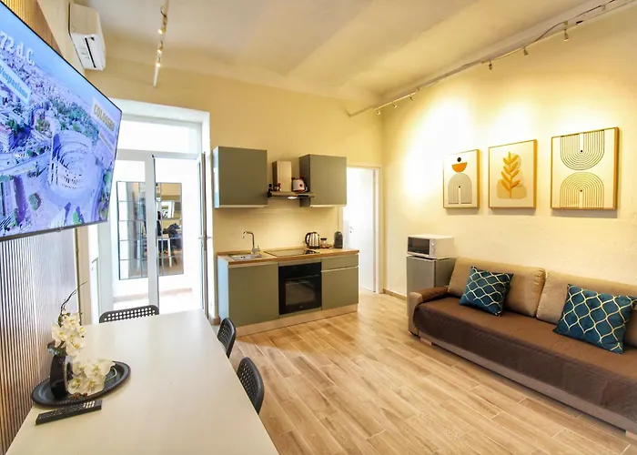 Lovely 2 Bedroom By Yourhost Appartement Rome